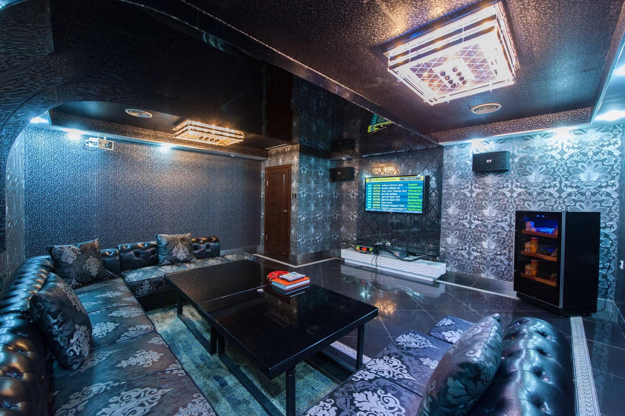 Bishrelt Hotel Ulaanbaatar Ngoại thất bức ảnh