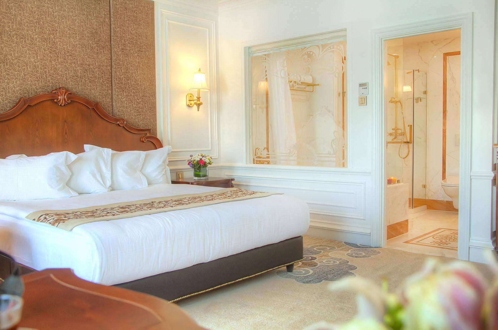 Bishrelt Hotel Ulaanbaatar Ngoại thất bức ảnh